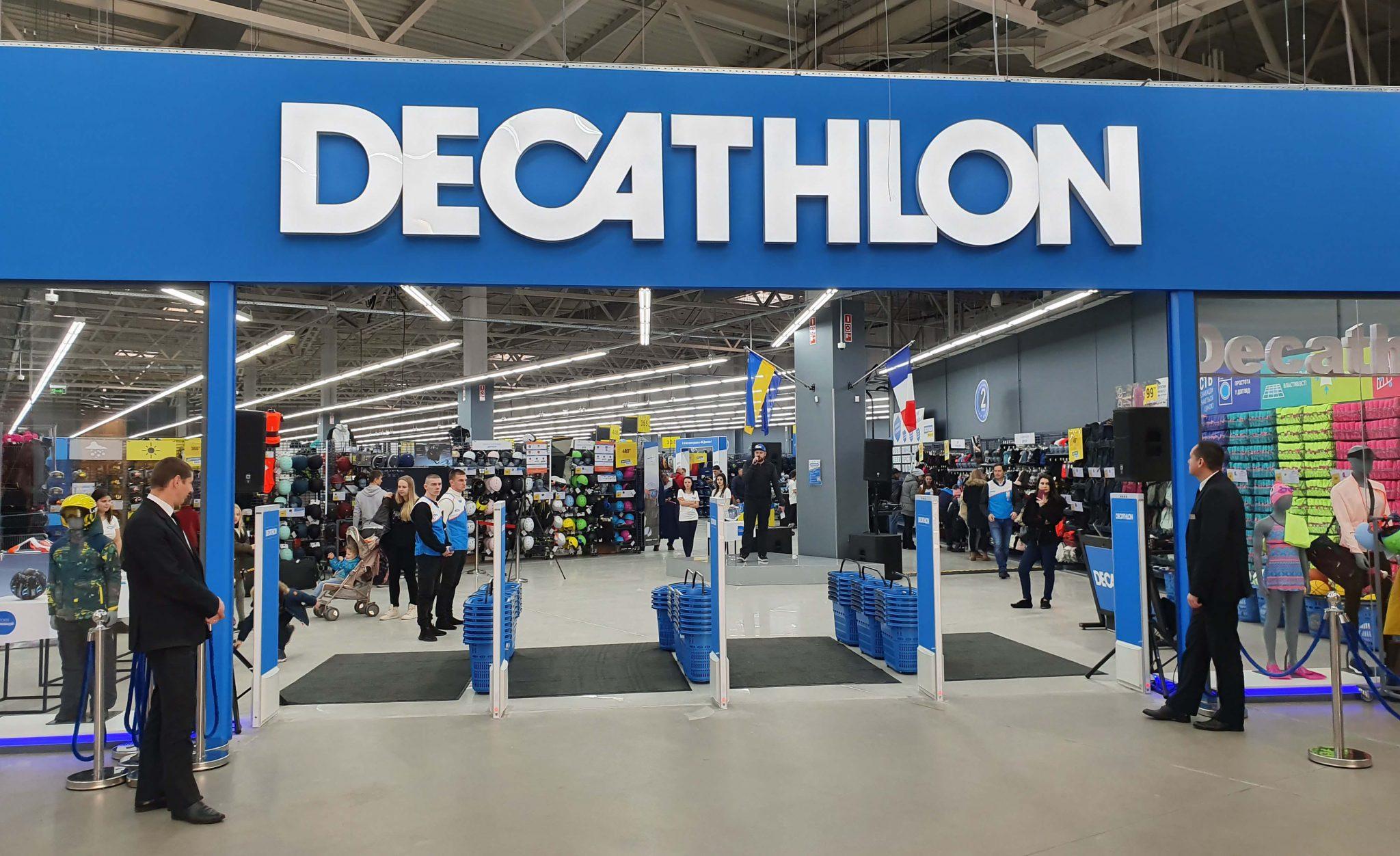 Спортивний Лувр: Як виглядає найбільший в Україні магазин Decathlon (фоторепортаж)