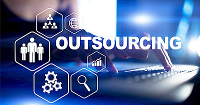 Чужими руками: какие задачи и работы украинские ритейлеры отдают на аутсорс