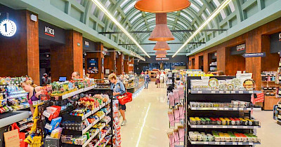 Мережа Арсен відкрила супермаркет оновленого формату у Львові (+фото)