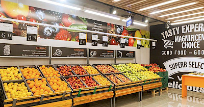 У Києві на місці Реал-маркет відкрився Varus (+фото)