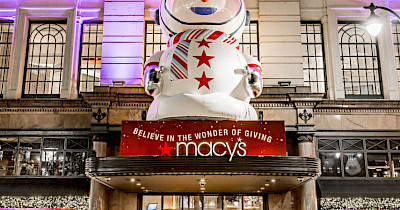 З Новим роком: найбільш вражаючі святкові вітрини магазинів (фотоогляд)