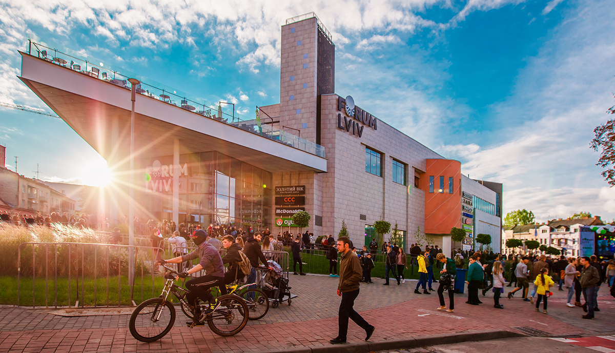 SMM-кейс ТРЦ Forum Lviv: Как за три года привлечь 100 000 подписчиков в соцсетях