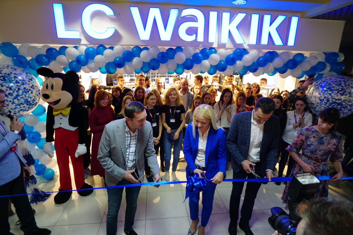 Юбилейный 30-й LC Waikiki в Украине открылся в ровенском ТРЦ Злата Плаза