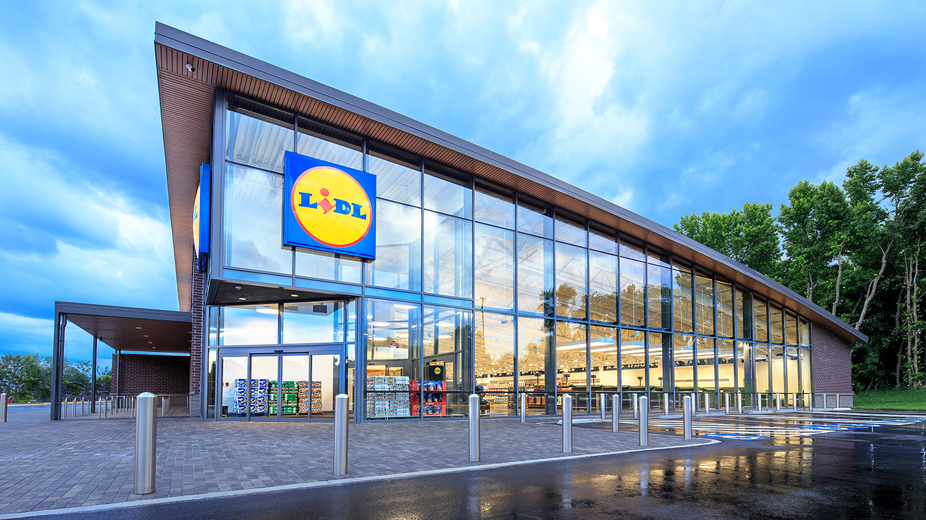 Germans press up the British: Aldi and Lidl have increased its share in the UK grocery market