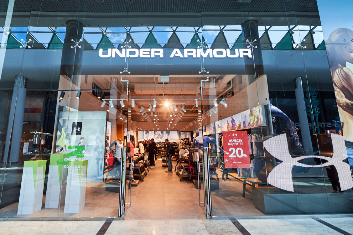 Under Armour відкрив магазин в ТРЦ Ocean Plaza (фотоогляд)
