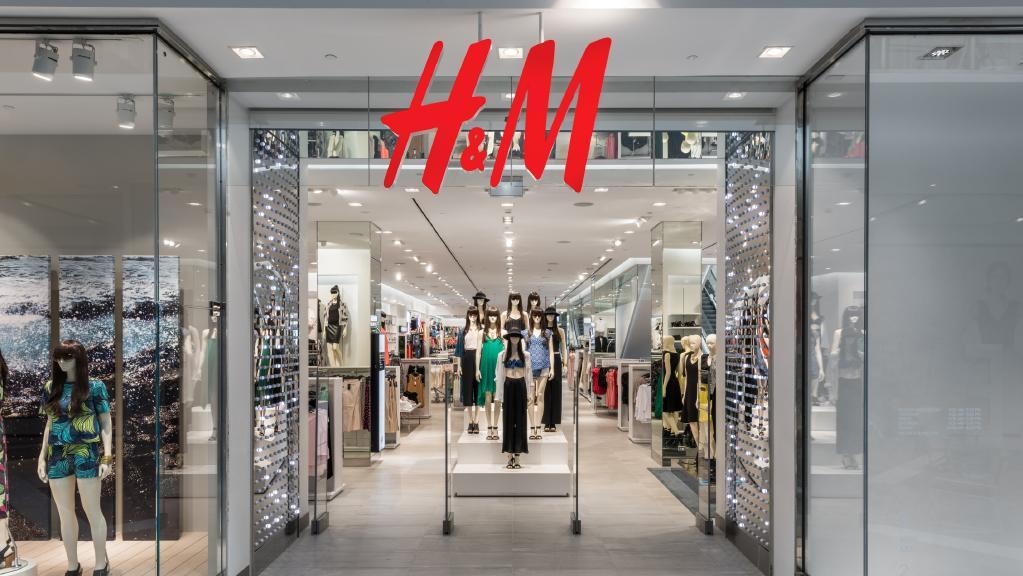 Прибыль H&M снизилась на 44% в I квартале 2018-го, в планах группы – запуск нового бренда