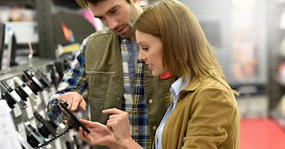 Дослідження GfK Ukraine і MOYO: за 7 років витрати українців на телефони і комп’ютери виросли вдвічі