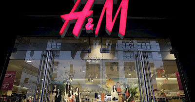 Темні часи: H&M закриває рекордну кількість магазинів