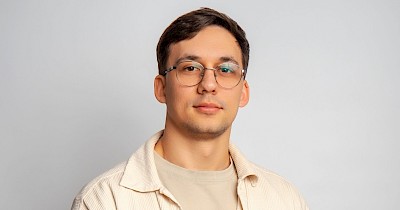 Максим Незвієцький, Аврора: Щоб бути «своїм» — треба залишатися близьким.