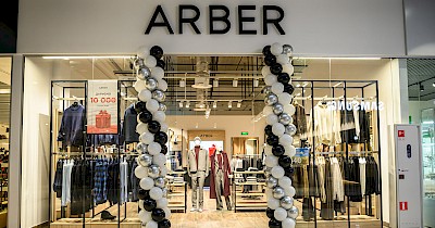 Відкриття Arber у ТРЦ Hollywood в Чернігові (+фото)
