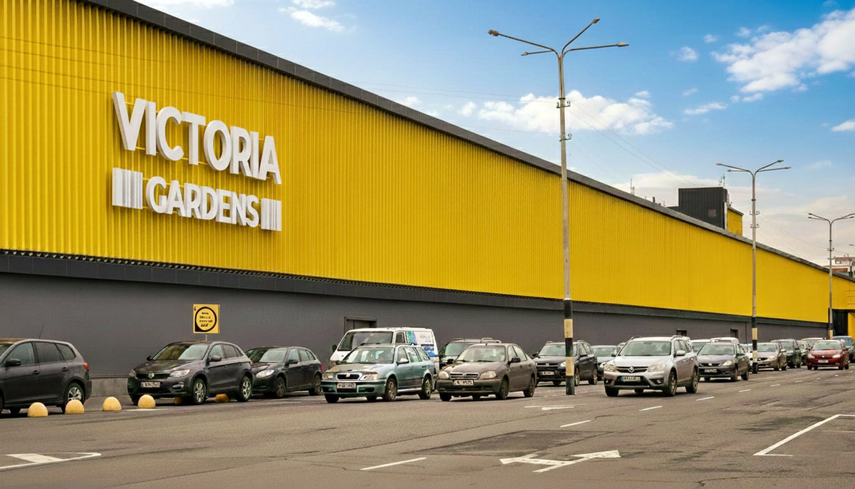 Столичний ТРЦ Караван Outlet змінює назву на Victoria Gardens