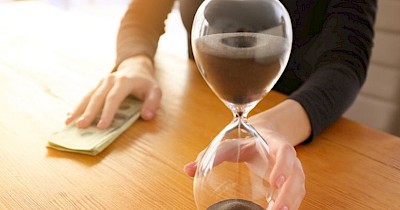 Прострочка за кредитом: що відбувається насправді і які наслідки для позичальника