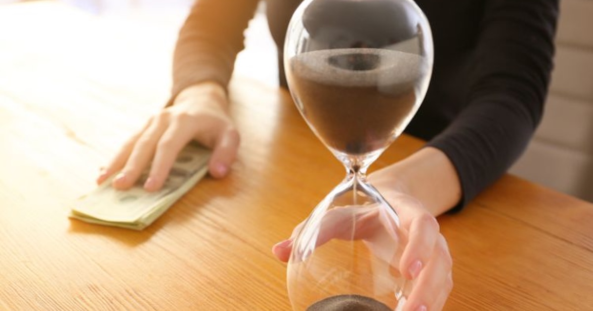 Прострочка за кредитом: що відбувається насправді і які наслідки для позичальника