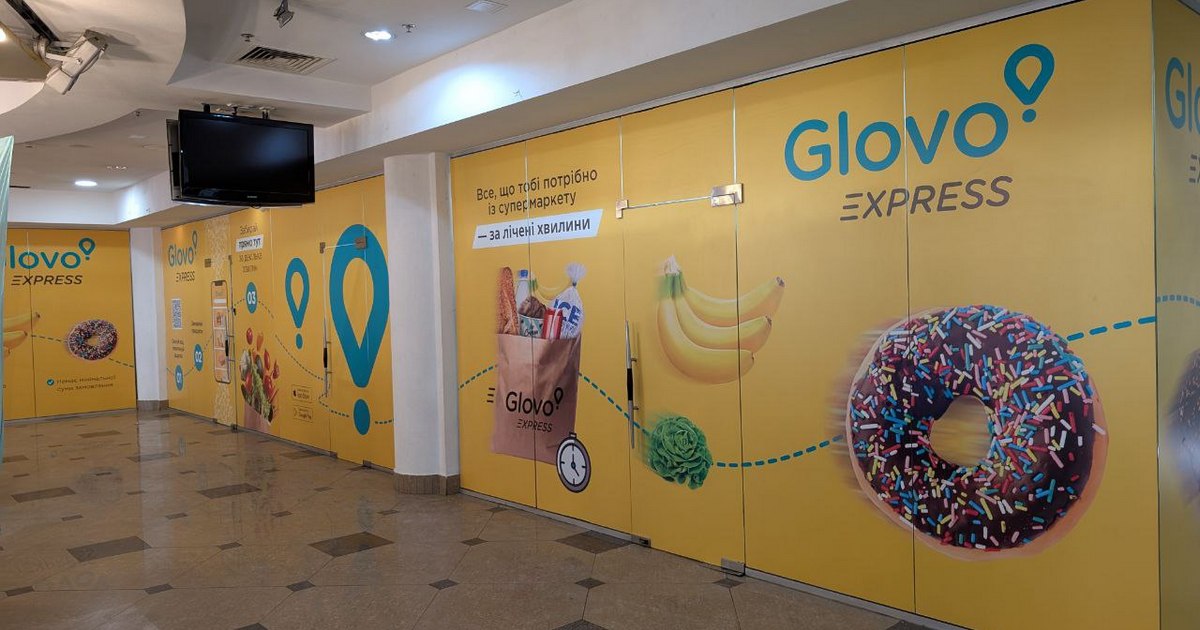 Мережа дарксторів Glovo Express в Україні продовжує працювати у штатному режимі