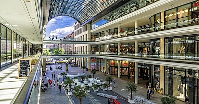 Попит на високоякісні фізичні торговельні площі залишається стабільним