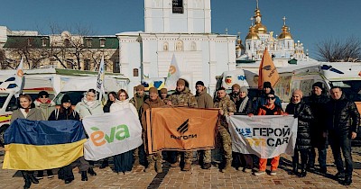 Більше шансів зберегти здоров’я та життя: Янголам передали авто для евакуації поранених