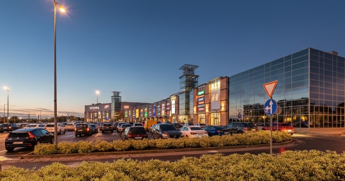 Світло, яке не вимикається: ТРЦ Victoria Gardens першим у Львові перейшов на імпортну електроенергію