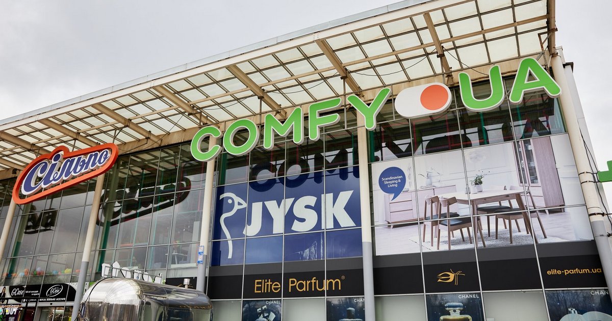 Comfy відновив роботу магазину в Запоріжжі після пошкодження внаслідок атаки дрона (+фото)