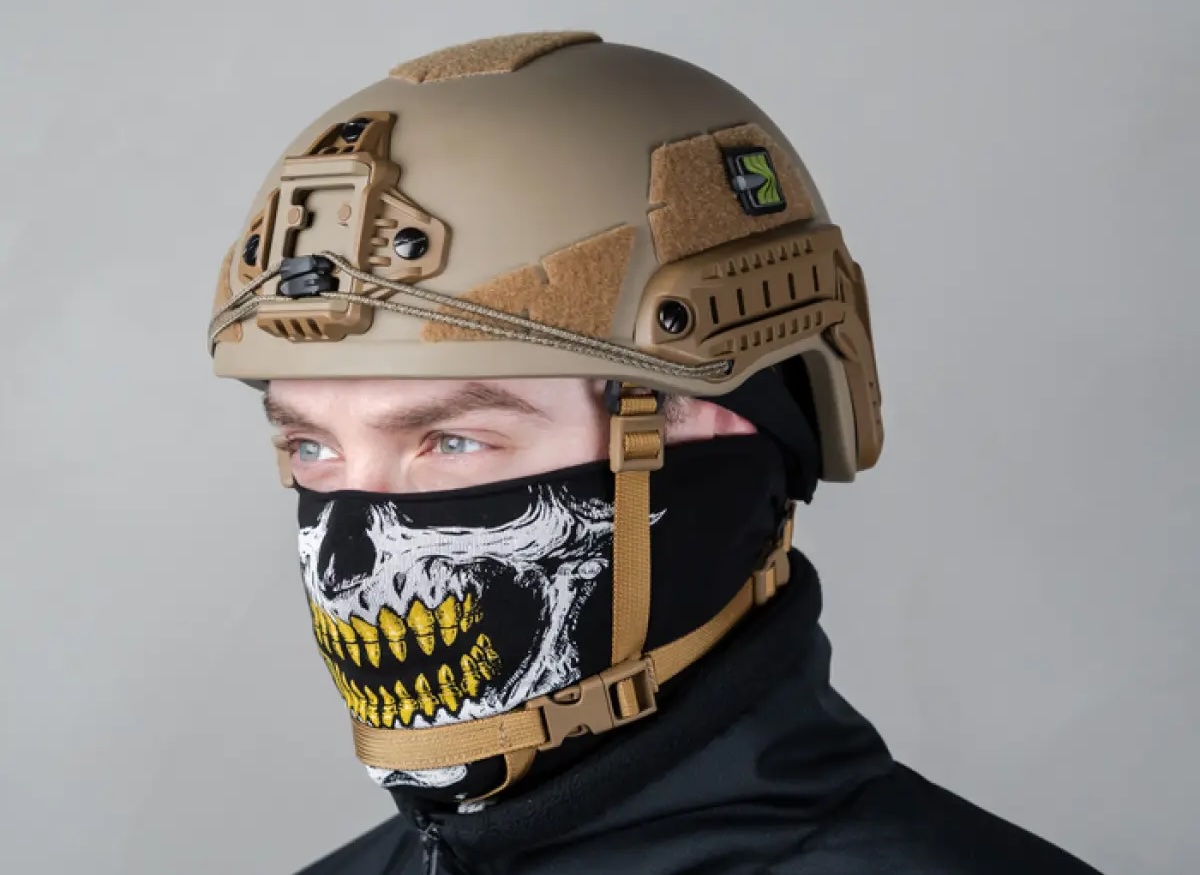 Тактичні шоломи для волонтерів та цивільних: навіщо та кому вони потрібні?