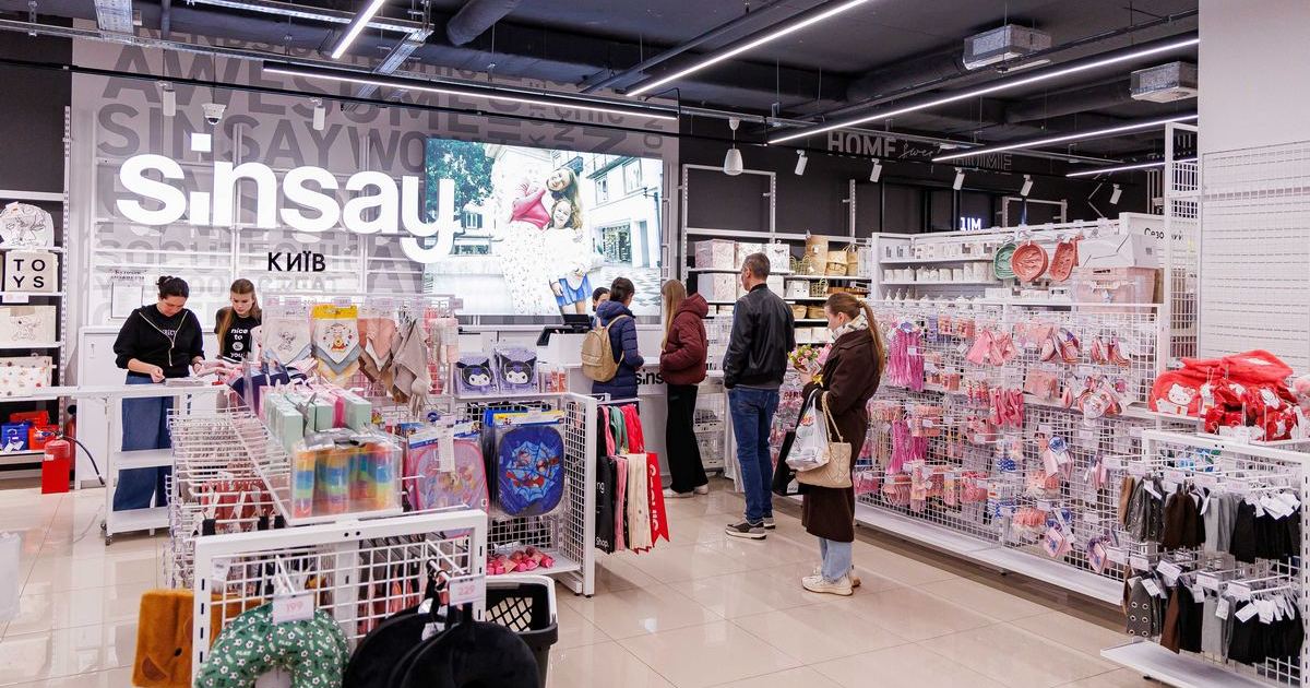 У столичному ТРЦ Smart Plaza Obolon відкрився новий магазин Sinsay (+фото)