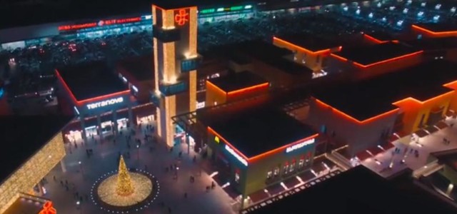 Вдохновляющий рождественский ролик от грузинского ТРЦ East Point