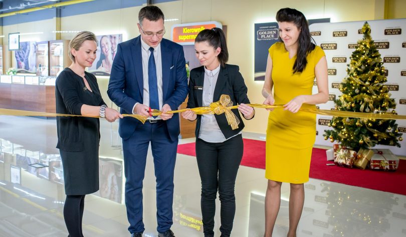 «Укрзолото» открыло первый магазин Golden Place в Польше