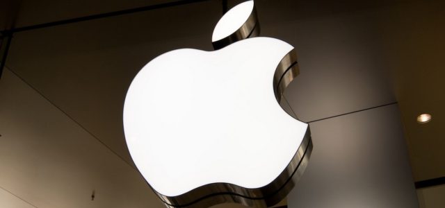 Эх, яблочко: продажи и прибыль Apple в 1-м квартале упали