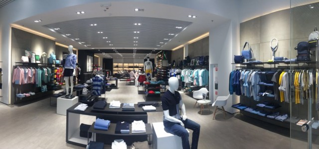 Как выглядит флагманский бутик Lacoste в Ocean Plaza (фото)