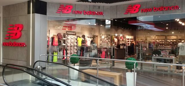 Как выглядит первый магазин New Balance в Кривом-Роге