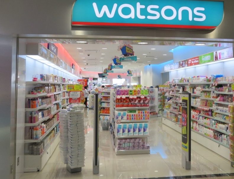 Новая сезонная коллекция магнитов для «Ангелов Watsons» от молодой украинской художницы