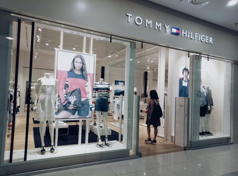 В ТРЦ Gulliver открылся магазин Tommy Hilfiger