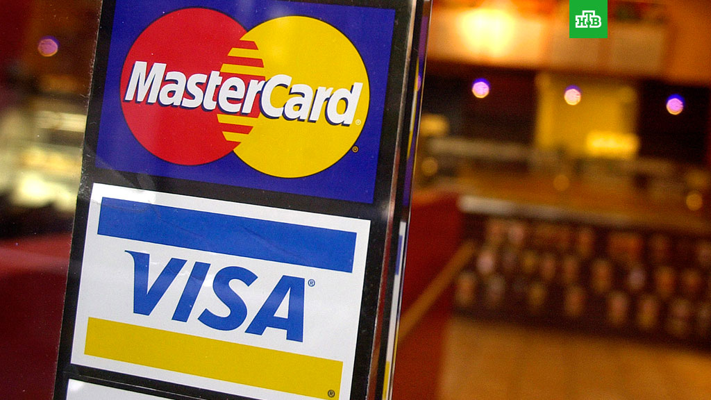 Visa, MasterCard and a number of US banks will pay retailers $6.2 billion