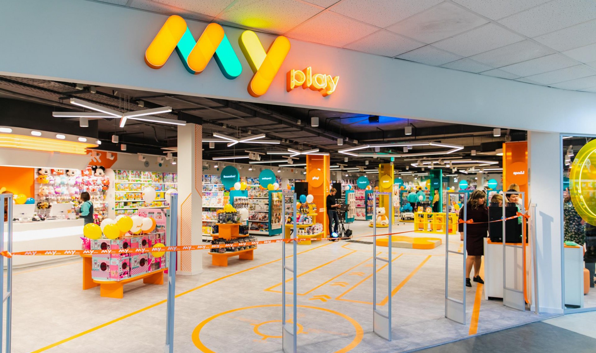 Третій і найбільший простір MYplay – shop-in-shop в Comfy (фотоогляд)