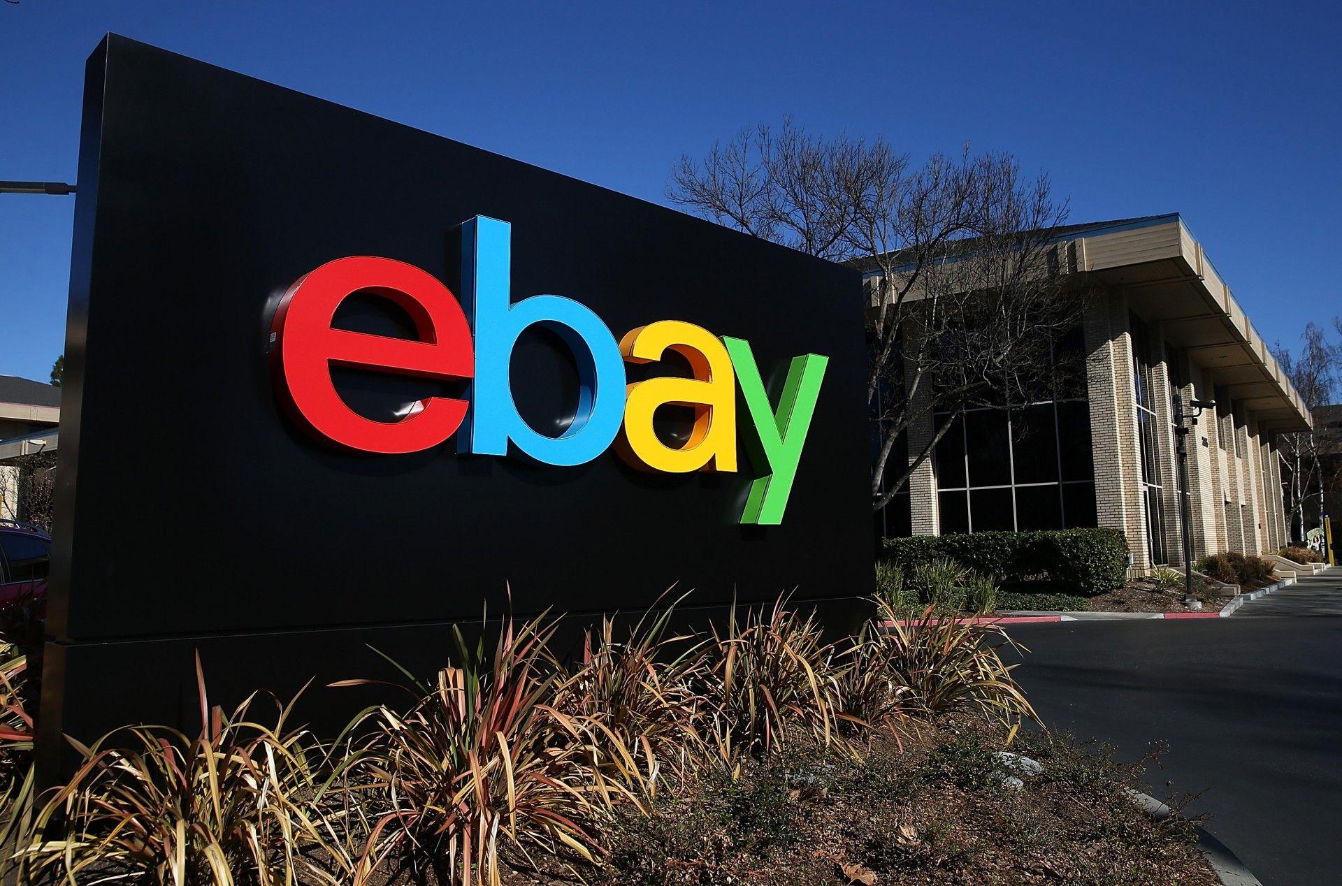 eBay online-auction will pay dividends to shareholders for the first time