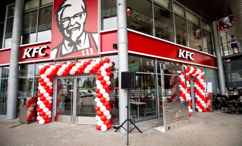 Как выглядит новый ресторан KFC в ТРЦ Магелан (фото)