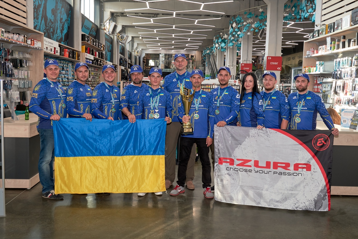 Компанія Flagman з власною ТМ AZURA виступила титульним партнером чемпіонів світу з берегового спінінгу