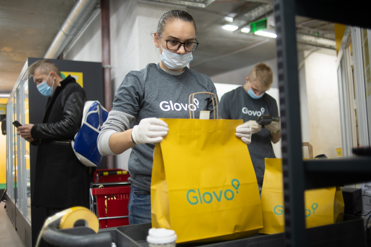 Сервис Glovo поделился результатами работы первых микрофулфилмент цетров в Украине