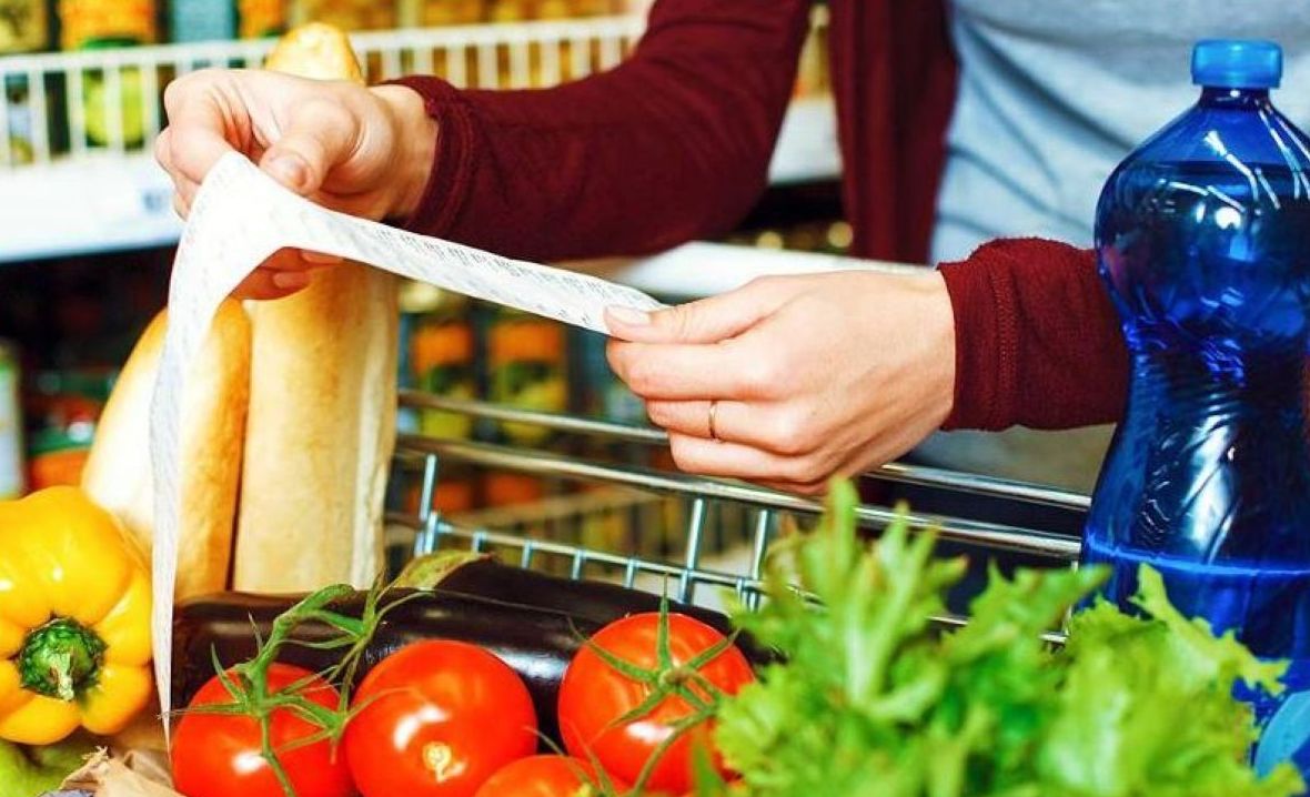 Як змінилися ціни на продукти в супермаркетах Києва під час війни – інфографіка Zakaz.ua