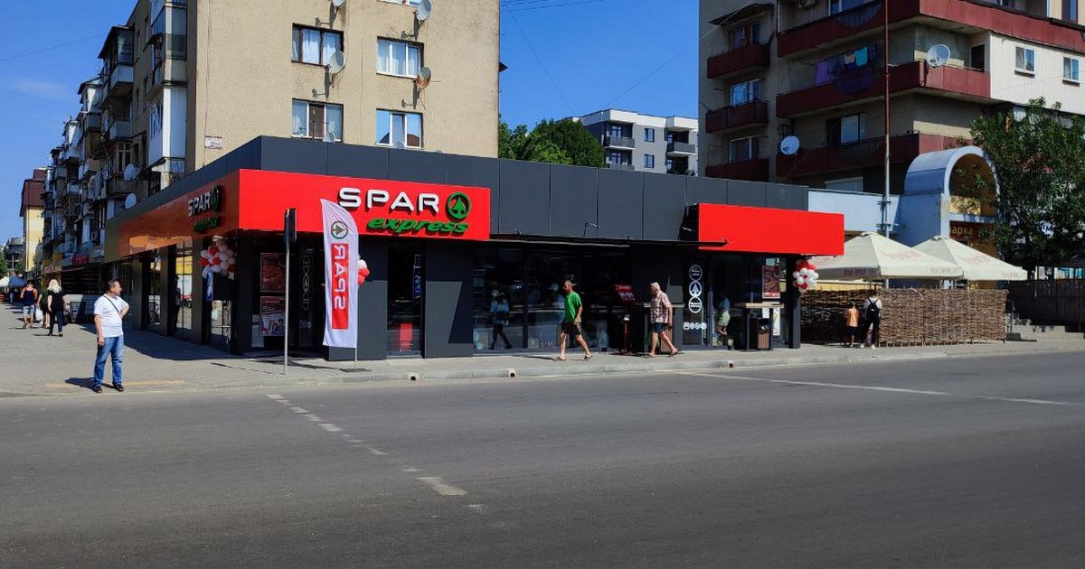 Новий SPAR Express розпочав роботу в Ужгороді (+фото)