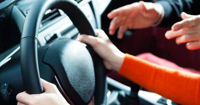Автоінструктор: обов’язки та роль у житті водія?