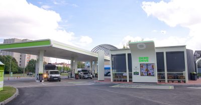 Сервіс OKKO Drive запрацював ще на двох локаціях: у Львові та під Києвом