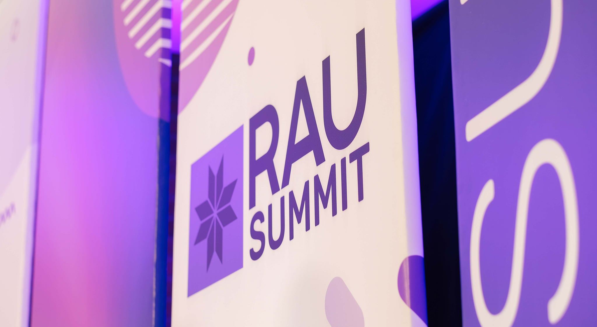 Ритейл-шоу RAU Summit 2020 – получите запись!